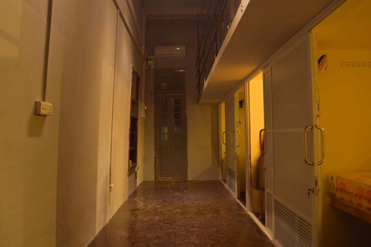 21 Hostel Янгон Екстер'єр фото